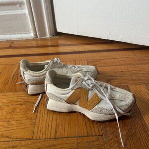 New Balance 327 -- Size 6